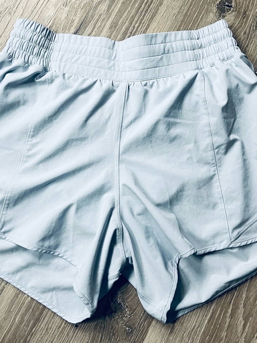 NWOT Lululemon hottie hot shorts/10 - Picture 2 of 4